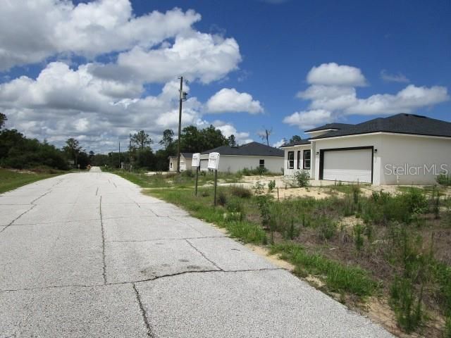 合同活跃: $20,000 (0.16 acres)