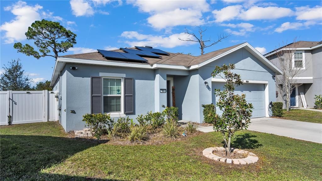 Active With Contract: $340,000 (4 beds, 2 baths, 1708 Square Feet)