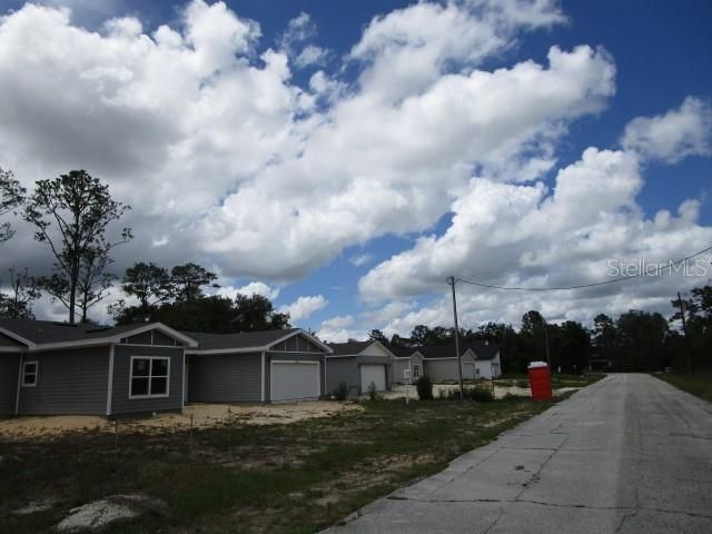 合同活跃: $20,000 (0.16 acres)