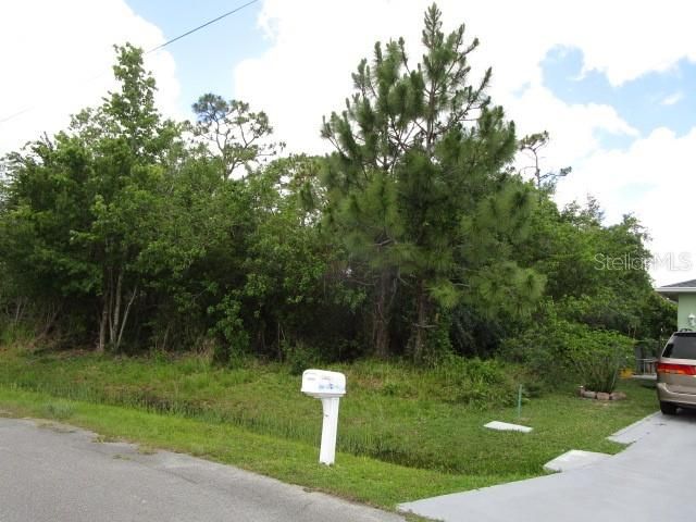 Active With Contract: $25,000 (0.51 acres)