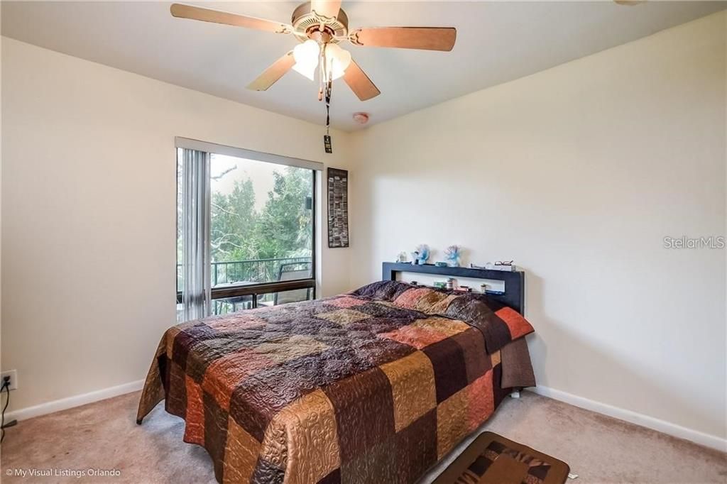 Active With Contract: $119,900 (2 beds, 2 baths, 976 Square Feet)