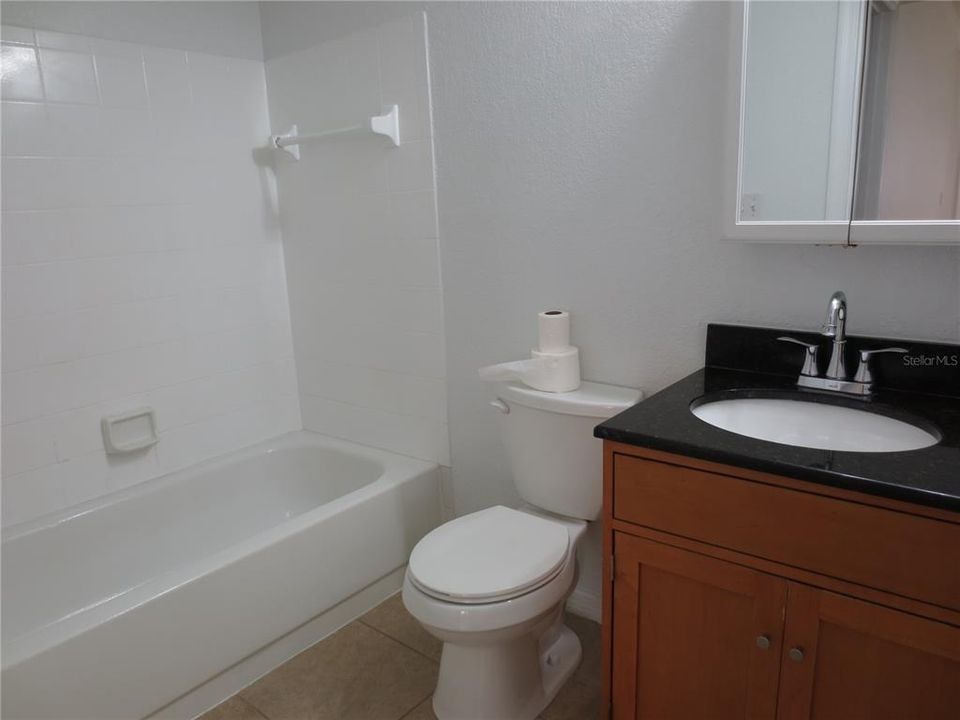 Недавно арендовано: $1,700 (1 спален, 1 ванн, 827 Квадратных фут)