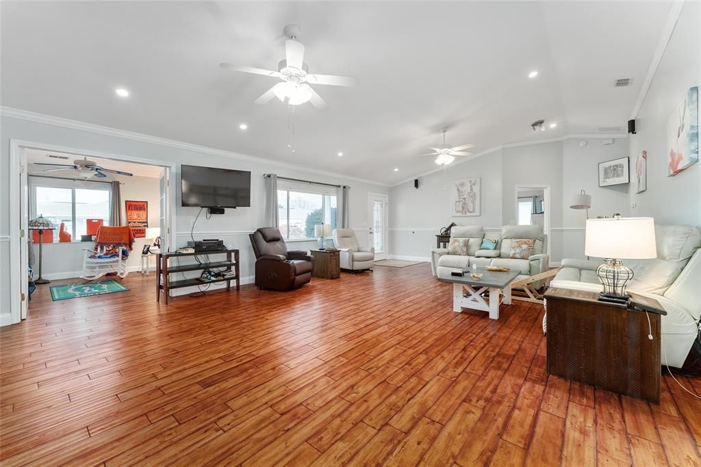 Living Dining Rooms