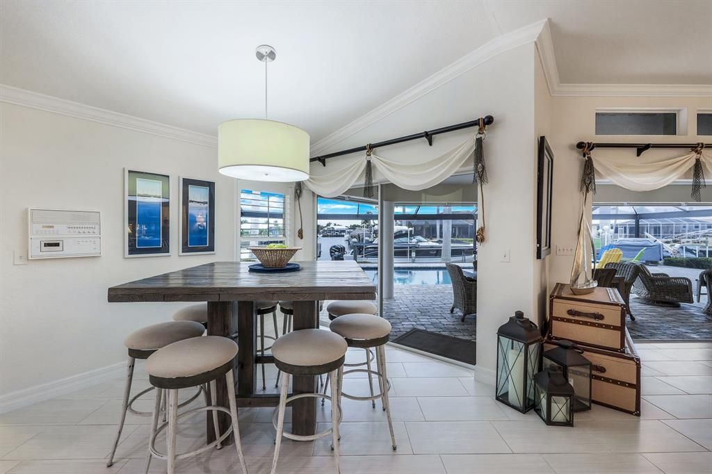 Recently Sold: $1,490,000 (3 beds, 2 baths, 2129 Square Feet)
