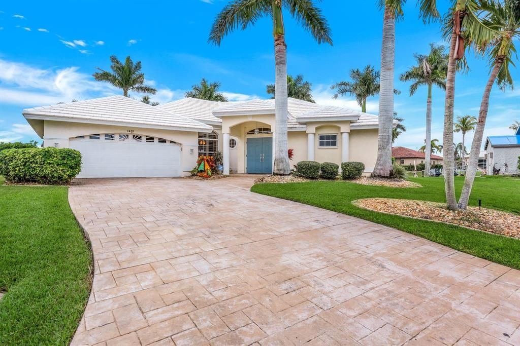 Recently Sold: $1,490,000 (3 beds, 2 baths, 2129 Square Feet)