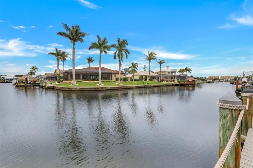 Recently Sold: $1,490,000 (3 beds, 2 baths, 2129 Square Feet)