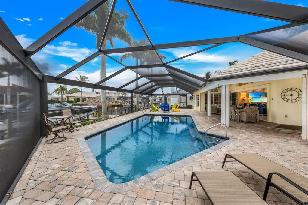 Recently Sold: $1,490,000 (3 beds, 2 baths, 2129 Square Feet)