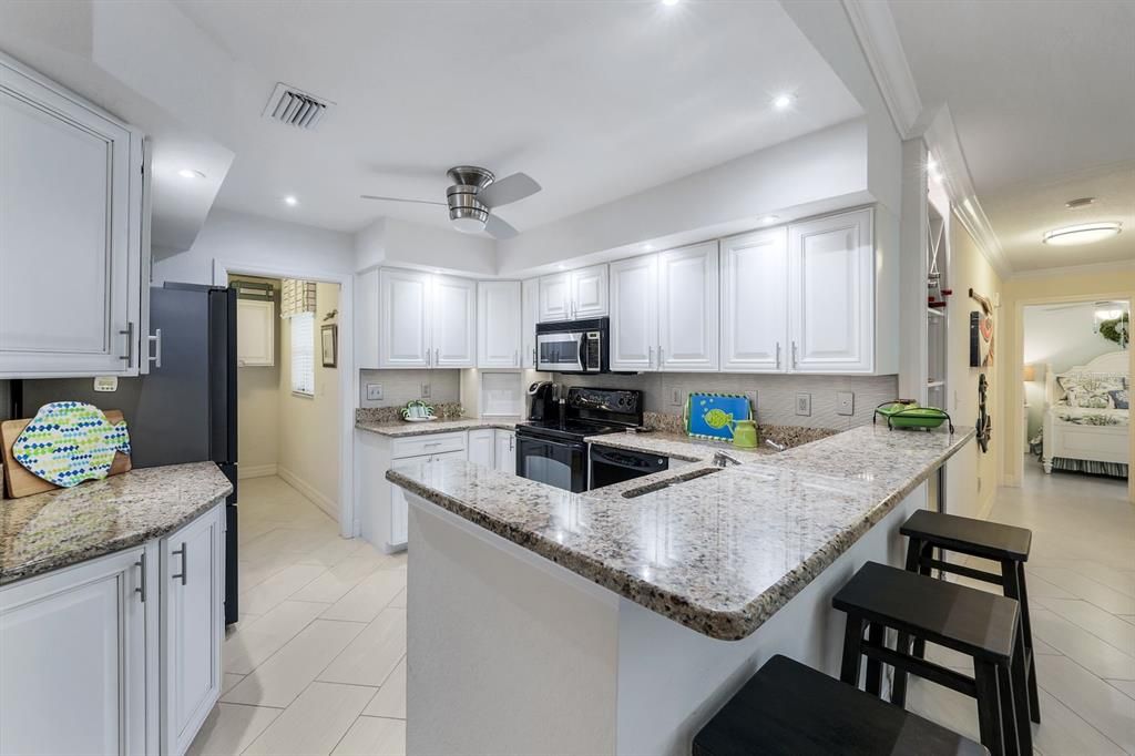 Recently Sold: $1,490,000 (3 beds, 2 baths, 2129 Square Feet)