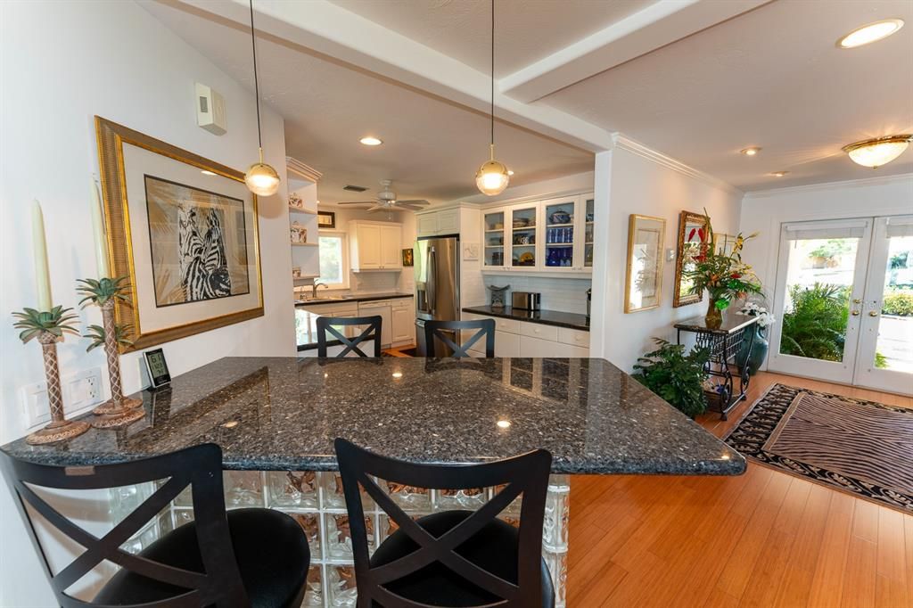 Active With Contract: $2,399,000 (2 beds, 2 baths, 2060 Square Feet)