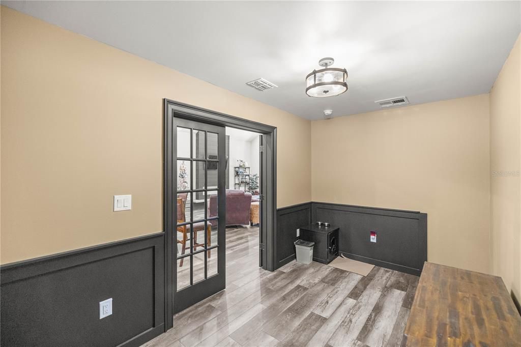 For Sale: $899,900 (3 beds, 2 baths, 2400 Square Feet)