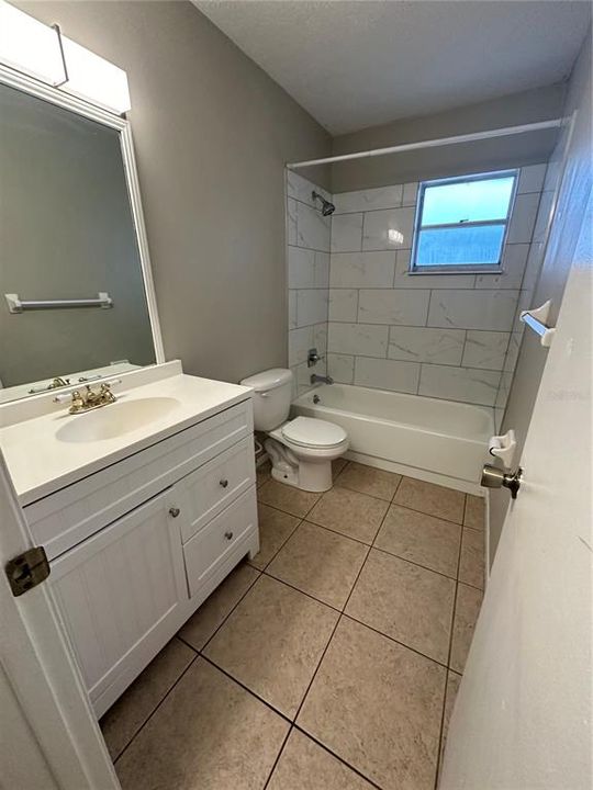 最近租的: $1,850 (2 贝兹, 1 浴室, 800 平方英尺)