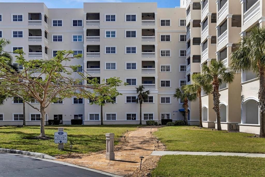 Recently Sold: $147,000 (1 beds, 1 baths, 585 Square Feet)