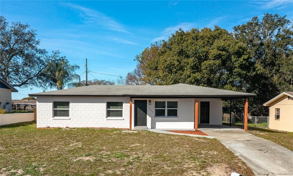 最近售出: $267,000 (3 贝兹, 2 浴室, 1426 平方英尺)