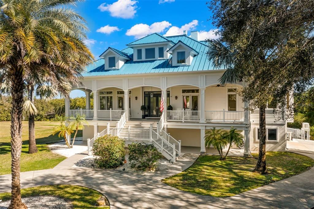 Beautiful Key West style home in a secluded location.