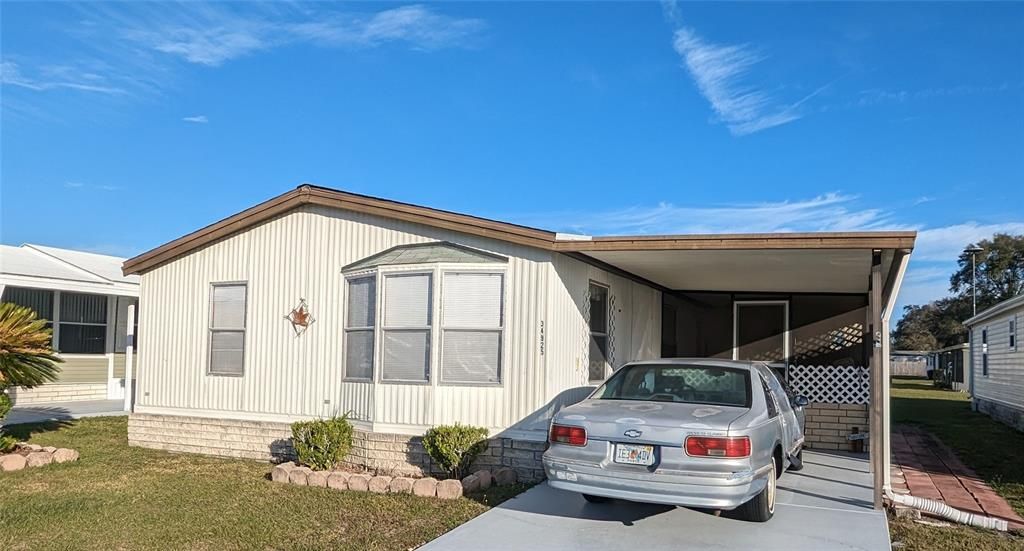 Active With Contract: $113,900 (2 beds, 2 baths, 960 Square Feet)