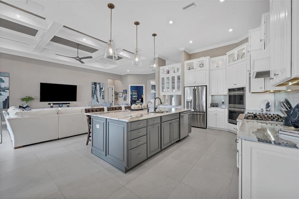 Active With Contract: $2,235,000 (3 beds, 3 baths, 3656 Square Feet)