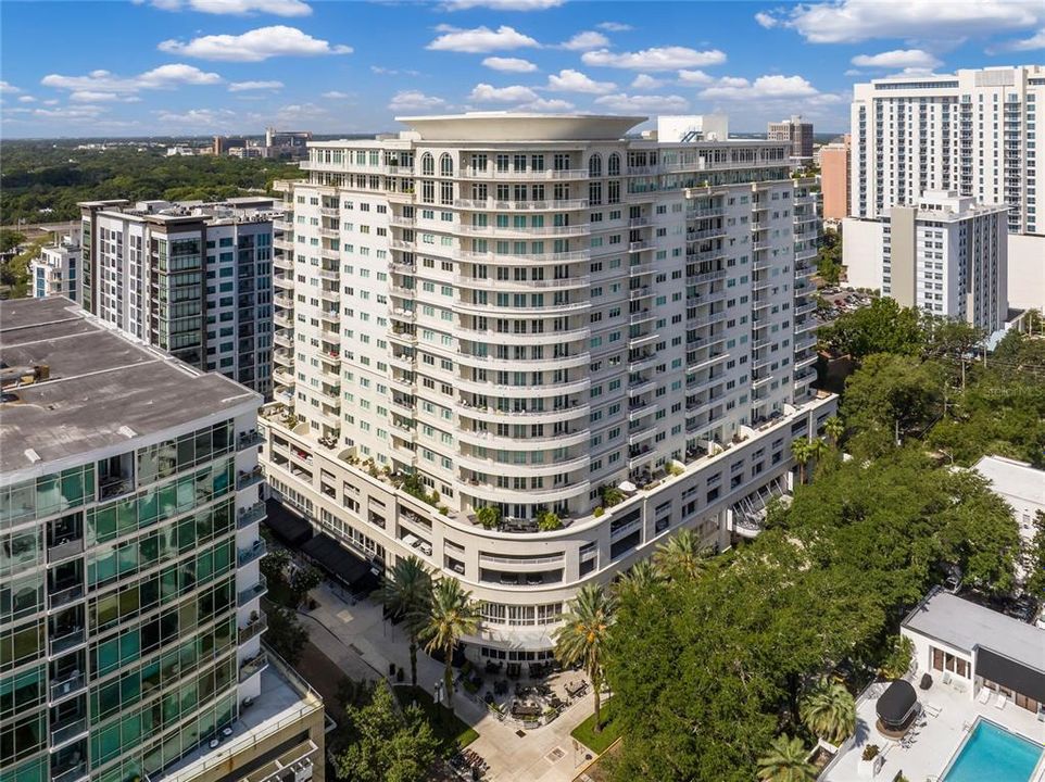 Centrally Located in Downtown Orlando