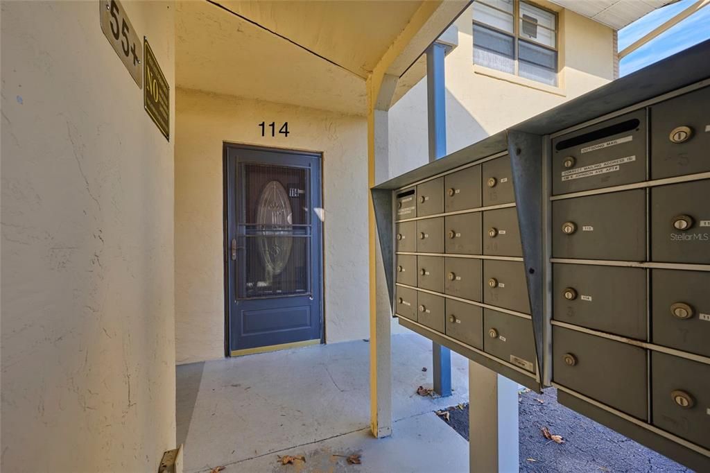 This 2 bed/2 bath end unit is located across from the mailboxes