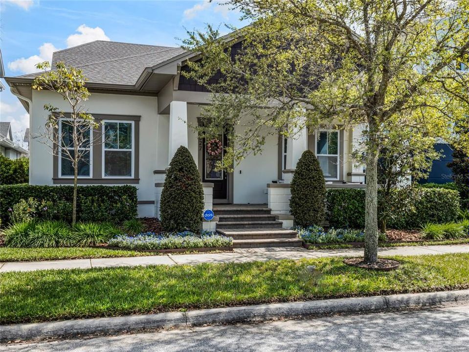 Recently Sold: $765,000 (4 beds, 3 baths, 2399 Square Feet)