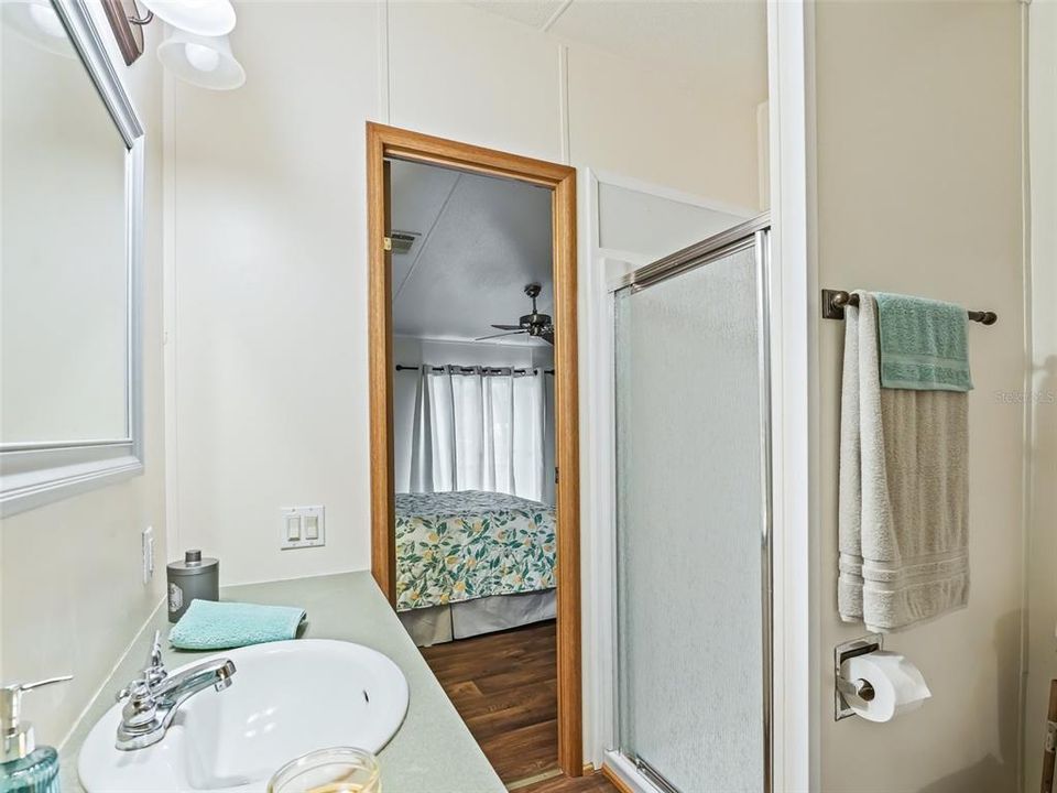 最近售出: $199,900 (3 贝兹, 2 浴室, 1056 平方英尺)