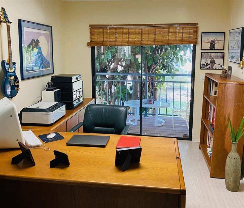 Office/3rd Bedroom With Private Balcony