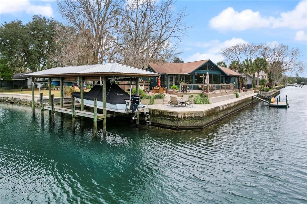 Recently Sold: $1,500,000 (3 beds, 2 baths, 2385 Square Feet)