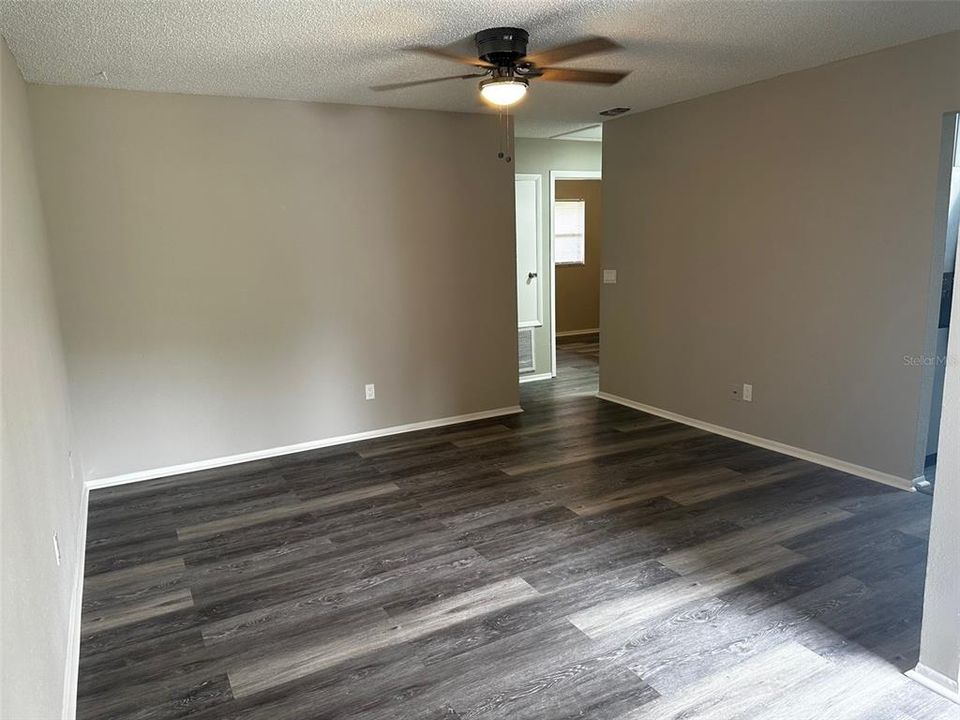 For Rent: $1,550 (2 beds, 1 baths, 780 Square Feet)