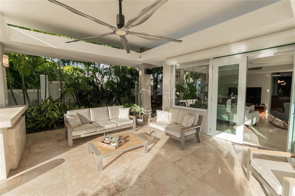 Recently Sold: $2,350,000 (4 beds, 4 baths, 3888 Square Feet)