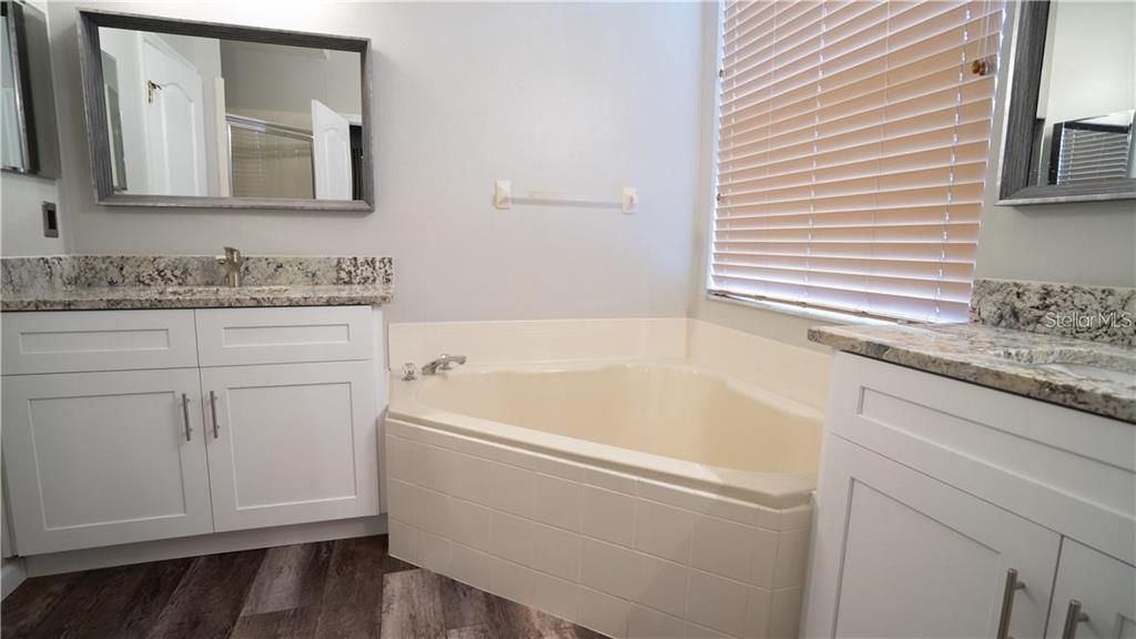 Недавно арендовано: $2,800 (4 спален, 3 ванн, 2525 Квадратных фут)