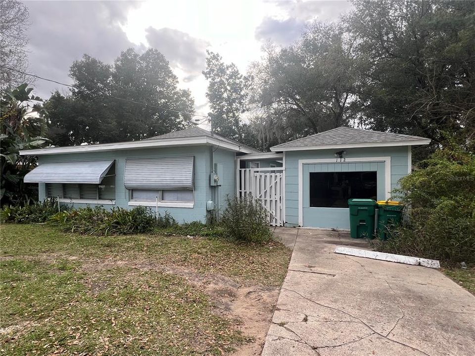 Recently Rented: $1,795 (3 beds, 2 baths, 1409 Square Feet)