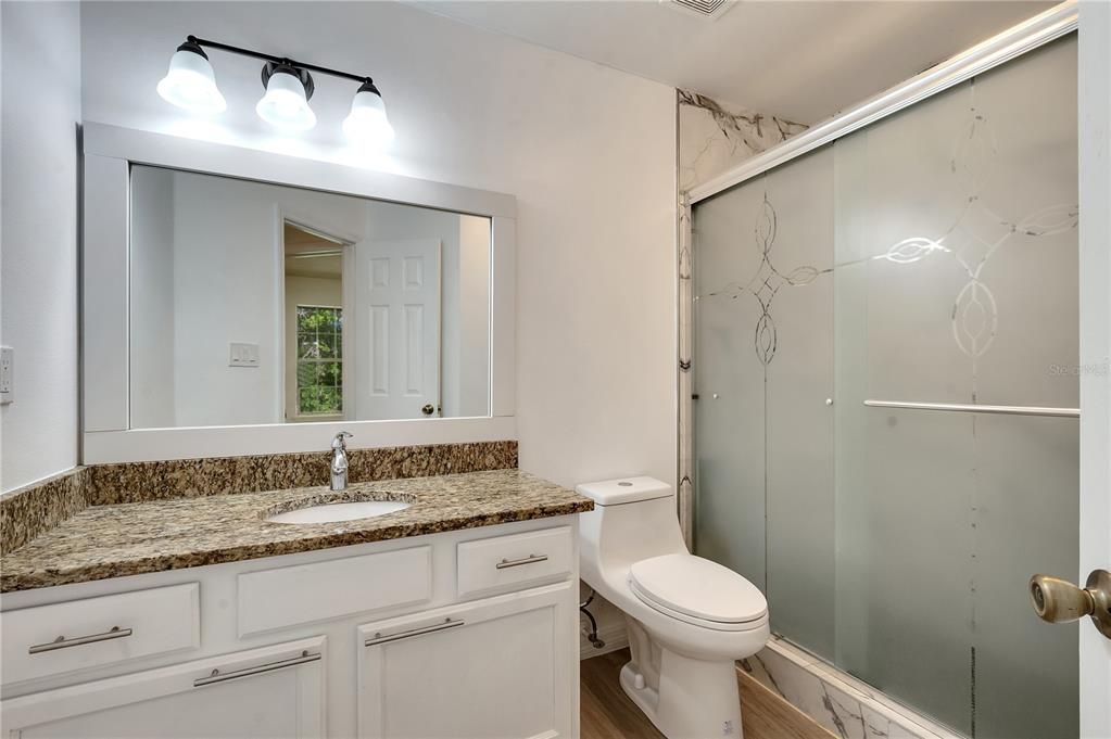 最近售出: $335,000 (3 贝兹, 2 浴室, 1626 平方英尺)
