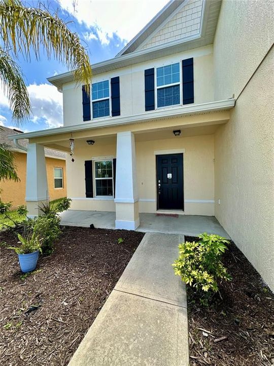 Recently Rented: $2,799 (5 beds, 3 baths, 2732 Square Feet)