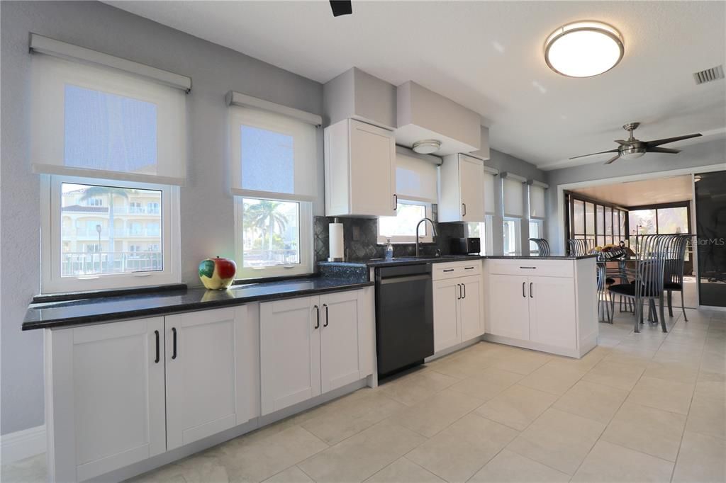 For Sale: $1,199,000 (3 beds, 2 baths, 2596 Square Feet)
