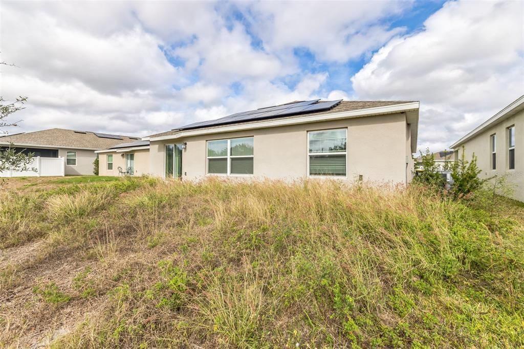 For Sale: $300,000 (3 beds, 2 baths, 1939 Square Feet)