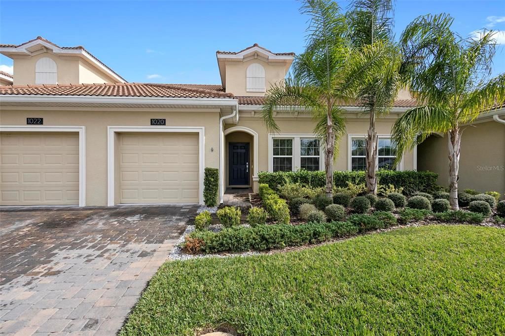 Vendido Recientemente: $290,000 (2 camas, 2 baños, 1394 Pies cuadrados)