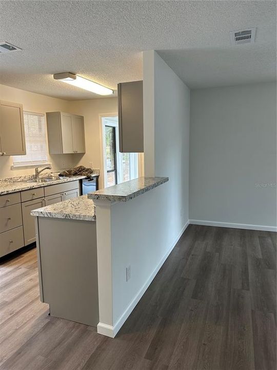 Recently Sold: $259,000 (2 beds, 2 baths, 1200 Square Feet)