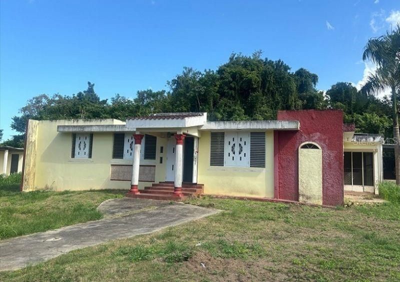 Vendido Recientemente: $179,000 (4 camas, 2 baños, 2097 Pies cuadrados)