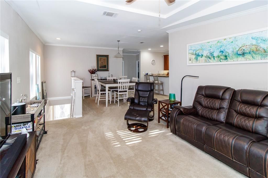 For Sale: $269,900 (3 beds, 2 baths, 1360 Square Feet)