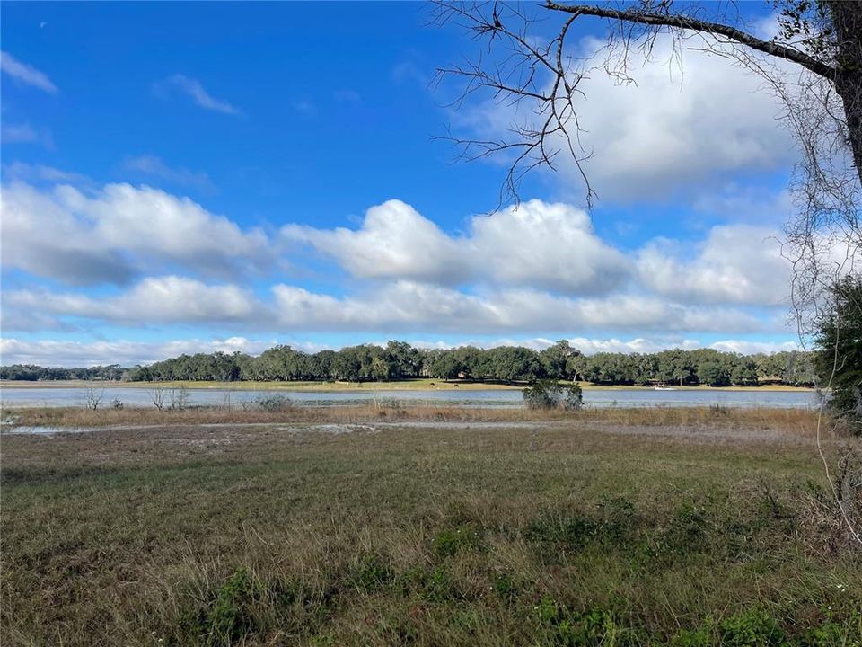 На продажу: $4,500,000 (59.00 acres)