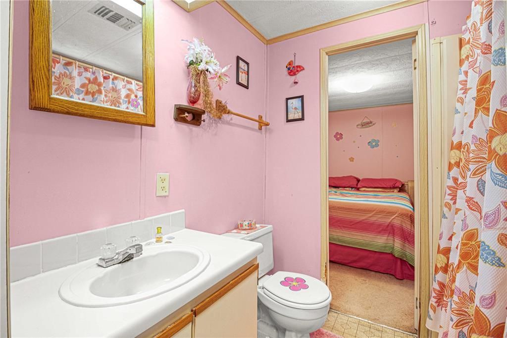 Недавно продано: $115,000 (2 спален, 2 ванн, 1456 Квадратных фут)