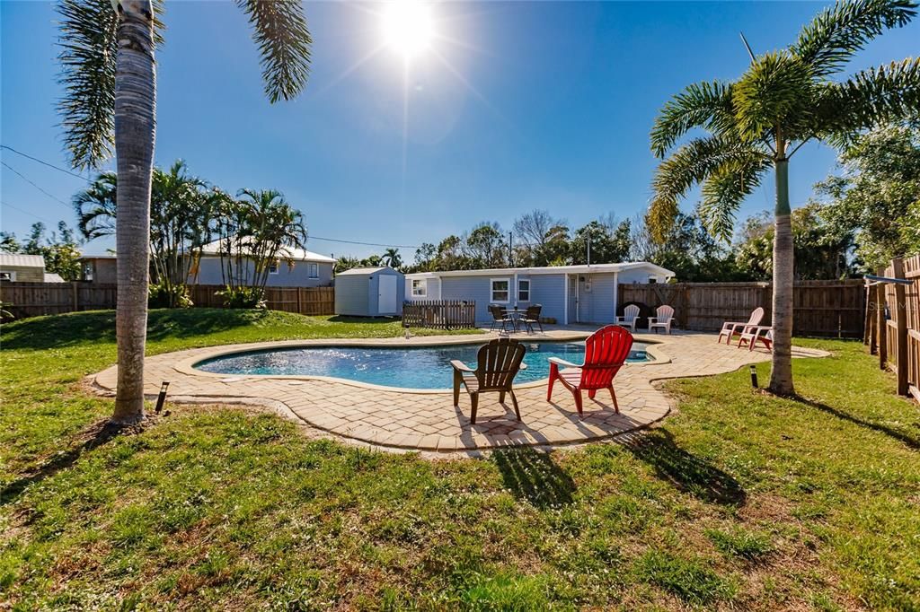 POOL & EXTENDED DECK