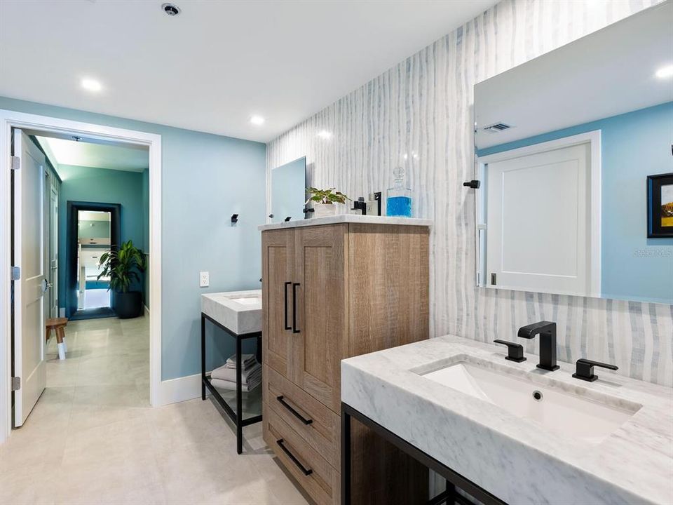 Recently Sold: $1,795,000 (3 beds, 3 baths, 2462 Square Feet)