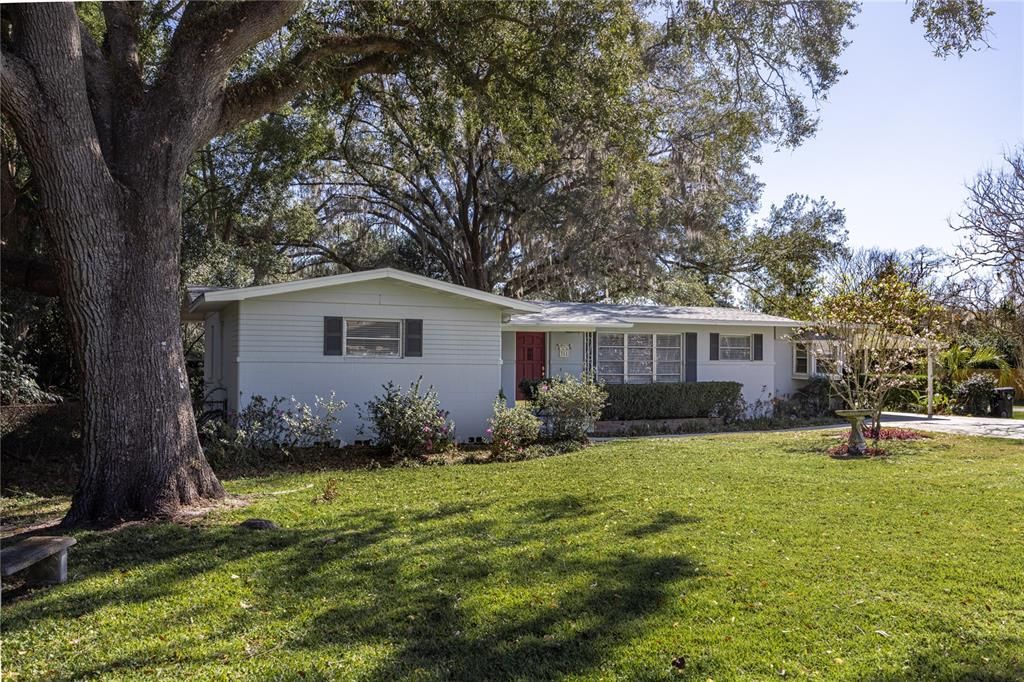 For Sale: $265,000 (3 beds, 2 baths, 1886 Square Feet)