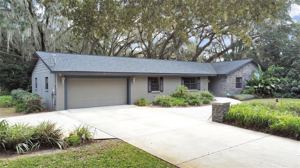 Recently Sold: $1,075,000 (3 beds, 2 baths, 2814 Square Feet)