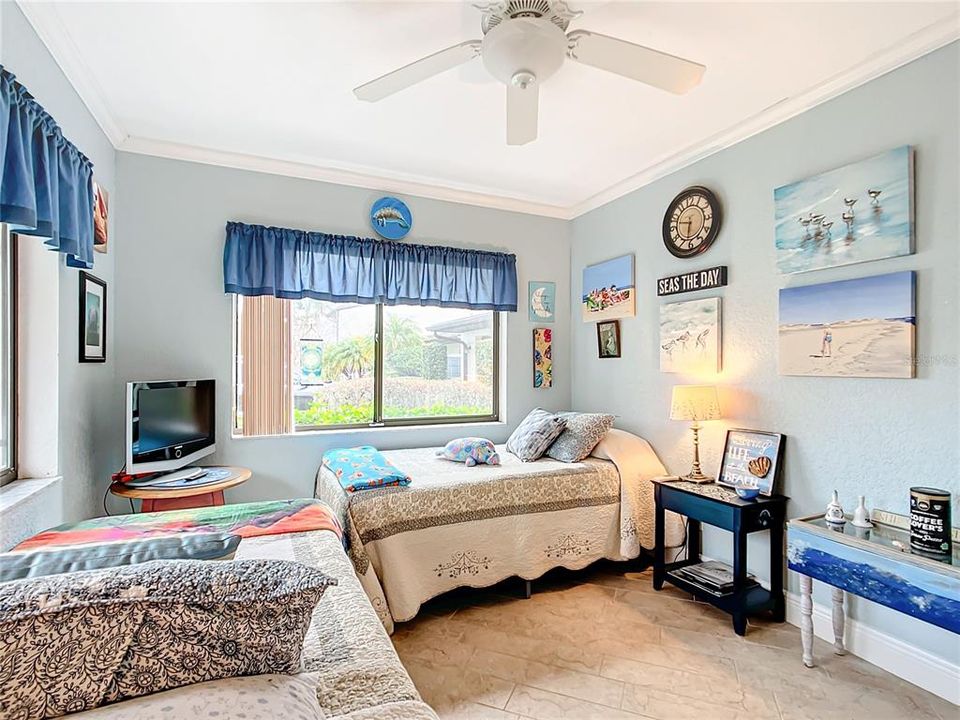 Active With Contract: $399,000 (3 beds, 2 baths, 1421 Square Feet)