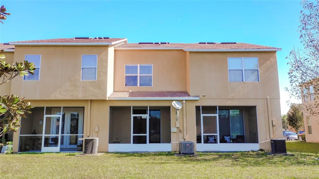 For Sale: $239,900 (2 beds, 2 baths, 1120 Square Feet)