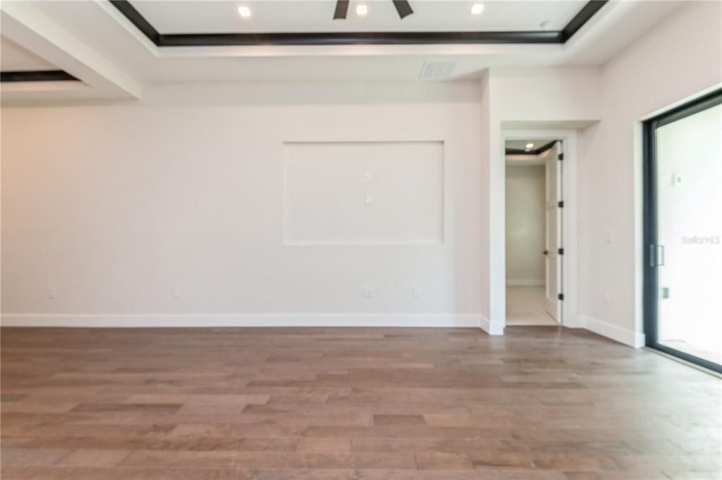 Active With Contract: $479,900 (3 beds, 2 baths, 1740 Square Feet)