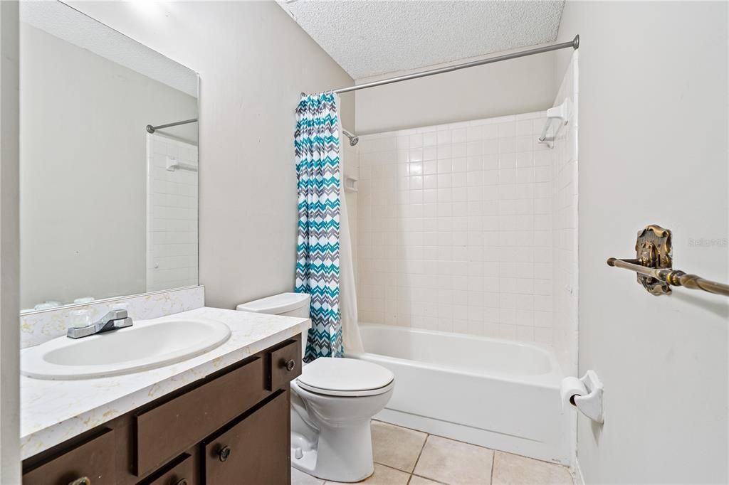 待售: $289,900 (3 贝兹, 2 浴室, 1472 平方英尺)