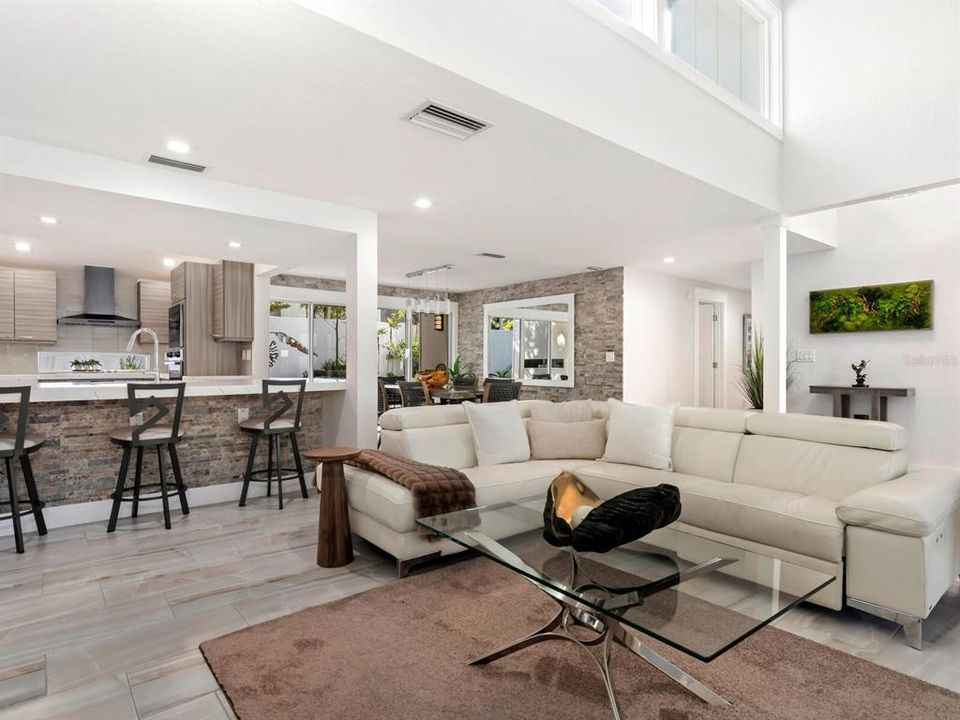 Active With Contract: $3,999,995 (4 beds, 3 baths, 2441 Square Feet)