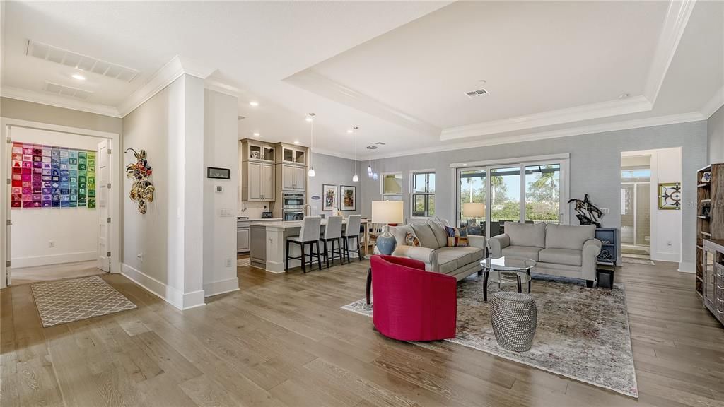 Active With Contract: $1,000,000 (4 beds, 3 baths, 2644 Square Feet)